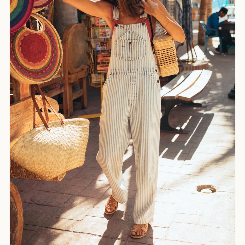 Faherty topsail overalls size M.